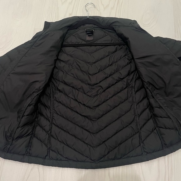 The North Face black puffer jacket 550 SZ Medium - Picture 3 of 6